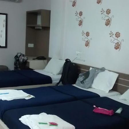 Divya Jyot Residency Bhuj Hotel Eksteriør billede